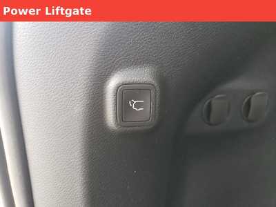 2022 Jeep Cherokee, $24450. Photo 9