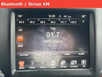 2015 RAM 1500 Crew Cab, $21490. Photo 4