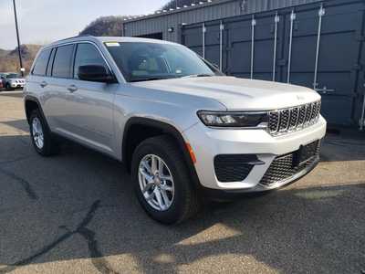 2025 Jeep Grand Cherokee, $38970. Photo 1