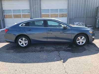 2024 Chevrolet Malibu, $18550. Photo 12