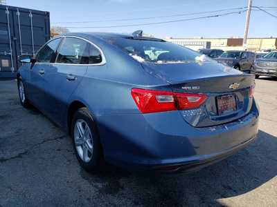 2024 Chevrolet Malibu, $18550. Photo 9