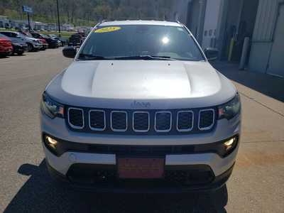 2025 Jeep Compass, $27860. Photo 10