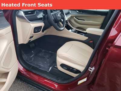 2025 Jeep Grand Cherokee, $44206. Photo 8
