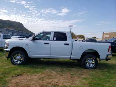 2024 RAM 2500 Crew Cab, $58955. Photo 11