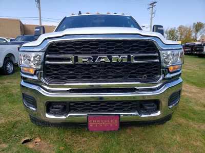 2024 RAM 2500 Crew Cab, $58955. Photo 9