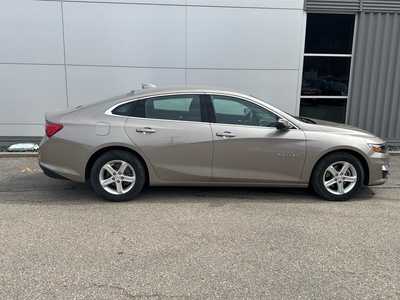 2024 Chevrolet Malibu, $18850. Photo 11