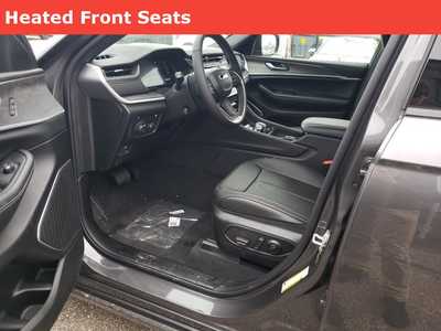 2025 Jeep Grand Cherokee, $57075. Photo 8