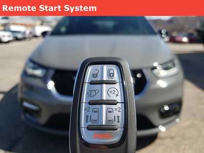 2025 Chrysler Pacifica, $44220. Photo 10
