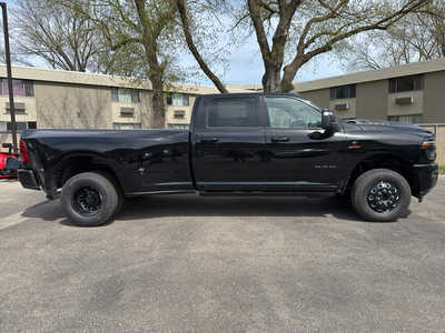 2025 RAM 3500 Crew Cab, $85455. Photo 2