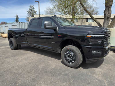 2025 RAM 3500 Crew Cab, $85455. Photo 1
