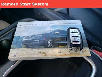 2023 Chrysler Pacifica, $25750. Photo 10