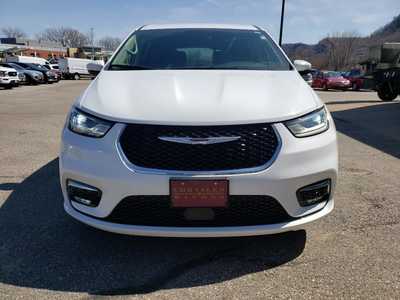 2023 Chrysler Pacifica, $25750. Photo 11