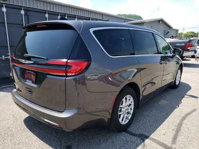 2023 Chrysler Pacifica, $24450. Photo 6