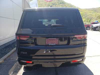 2025 Jeep Wagoneer, $72425. Photo 11