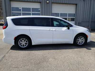 2025 Chrysler Voyager, $39190. Photo 12