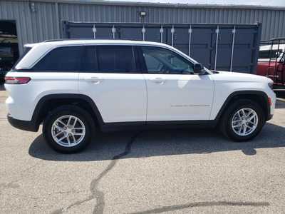 2023 Jeep Grand Cherokee, $29490. Photo 11