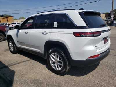 2023 Jeep Grand Cherokee, $29490. Photo 8
