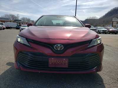 2019 Toyota Camry, $14990. Photo 5