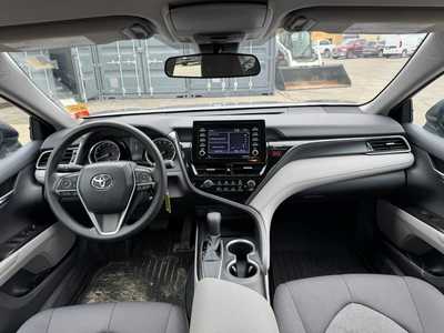 2021 Toyota Camry, $20990. Photo 3