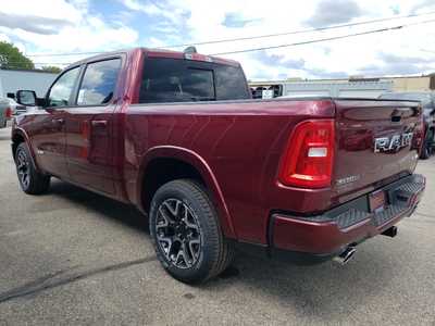 2025 RAM 1500 Crew Cab, $58481. Photo 4