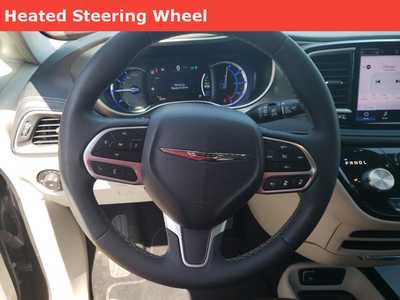 2023 Chrysler Pacifica, $24999. Photo 6