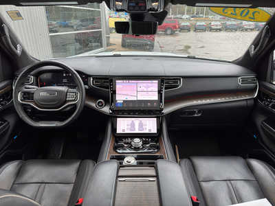 2023 Jeep Grand Wagoneer, $62450. Photo 3