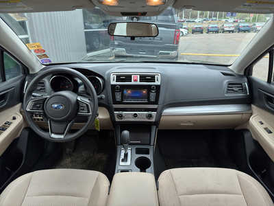 2018 Subaru Outback, $17990. Photo 3
