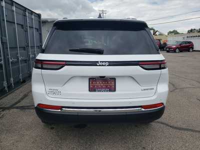 2025 Jeep Grand Cherokee, $45846. Photo 5
