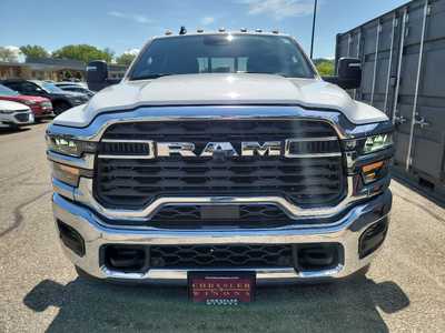2025 RAM 3500 Crew Cab, $69425. Photo 5