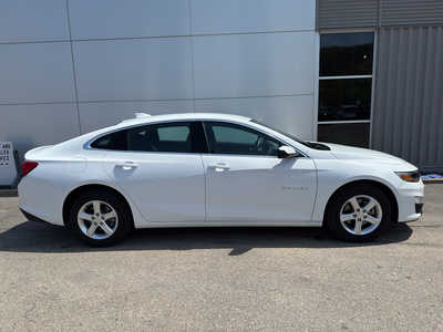 2024 Chevrolet Malibu, $19250. Photo 2