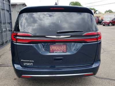 2025 Chrysler Pacifica, $41114. Photo 5