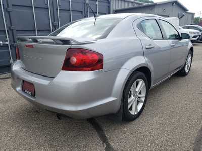 2014 Dodge Avenger, $8490. Photo 7