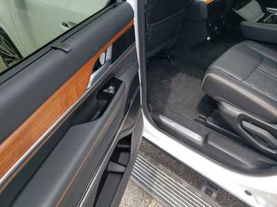 2024 Jeep Grand Wagoneer, $79447. Photo 12