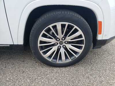 2024 Jeep Grand Wagoneer, $79447. Photo 9
