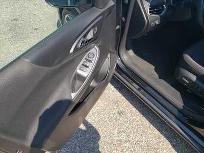 2024 Chevrolet Malibu, $19350. Photo 10