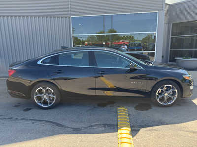 2024 Chevrolet Malibu, $19350. Photo 2