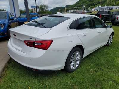 2024 Chevrolet Malibu, $19650. Photo 3