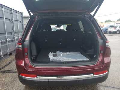 2025 Jeep Grand Cherokee, $40678. Photo 6