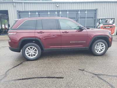 2025 Jeep Grand Cherokee, $40678. Photo 8