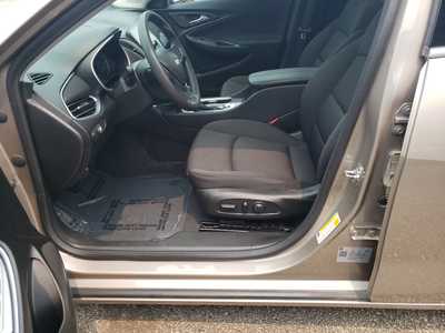 2024 Chevrolet Malibu, $18950. Photo 11