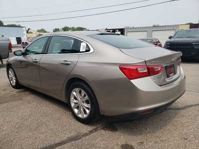 2024 Chevrolet Malibu, $18950. Photo 4