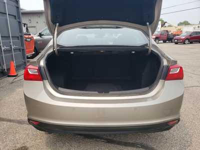 2024 Chevrolet Malibu, $18950. Photo 6