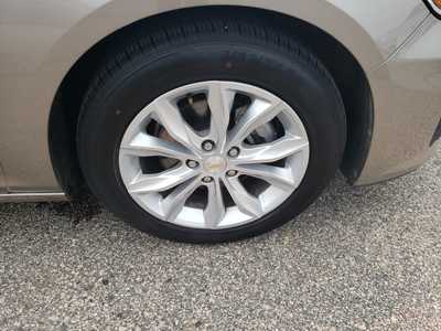 2024 Chevrolet Malibu, $18950. Photo 9