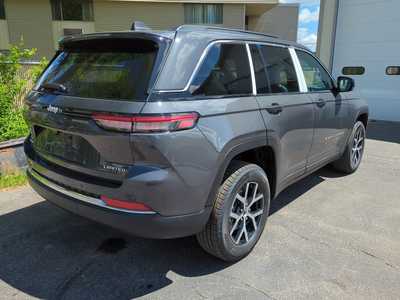 2025 Jeep Grand Cherokee, $44206. Photo 3