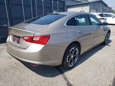 2024 Chevrolet Malibu, $19950. Photo 11