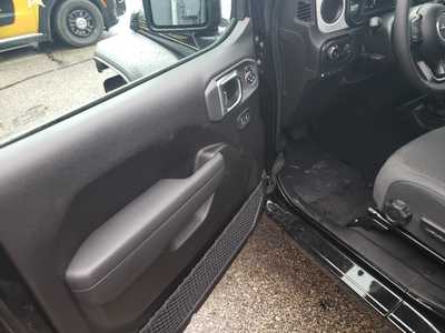 2025 Jeep Wrangler, $51670. Photo 10