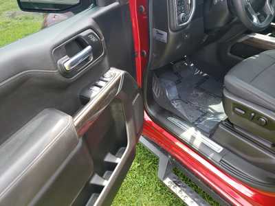 2022 Chevrolet 1500 Crew Cab, $49490. Photo 10