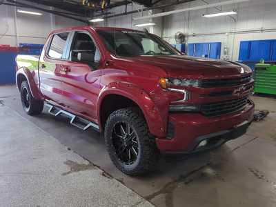 2022 Chevrolet 1500 Crew Cab, $49990. Photo 1