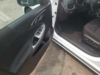 2024 Chevrolet Malibu, $18650. Photo 10