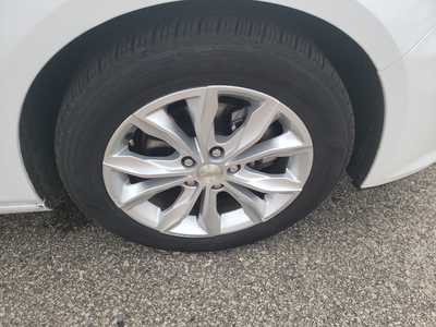 2024 Chevrolet Malibu, $18650. Photo 9
